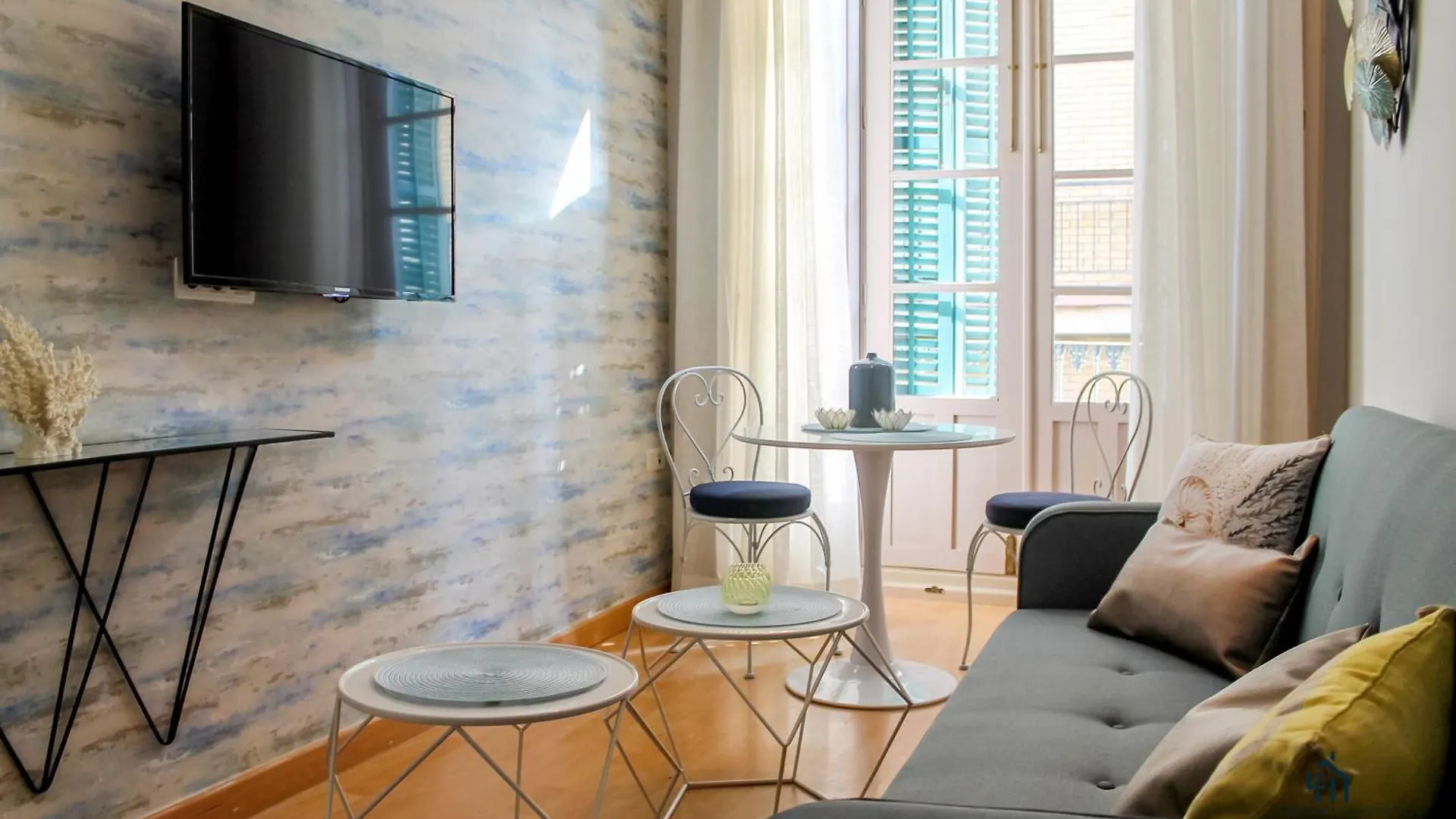 Living4Malaga Guevara Apartment 0*,