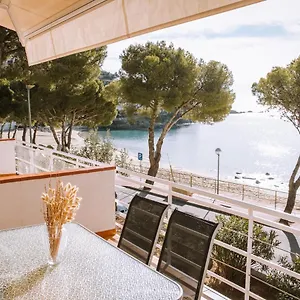 agi-marina-apartments.catalonia-hotels.com/