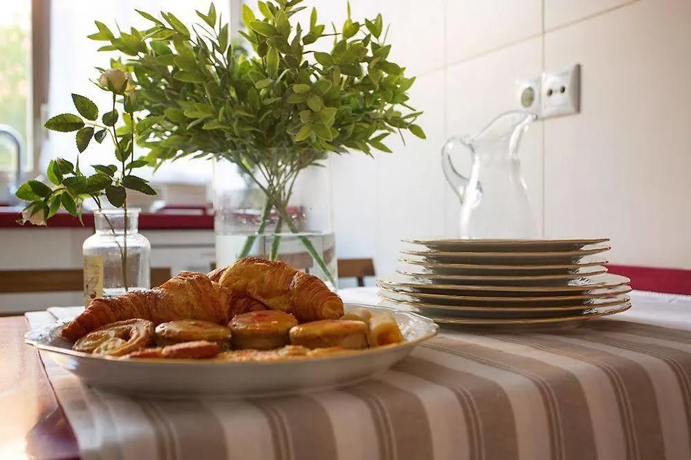 Living4Malaga Guevara Apartment 0*,